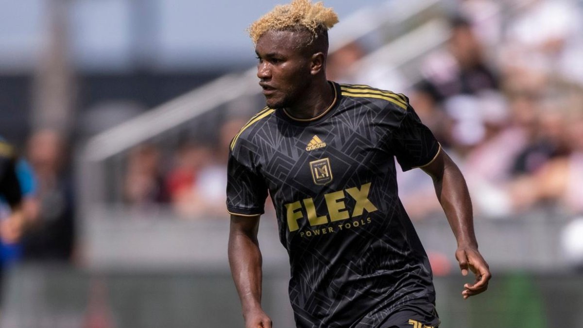 El volante ecuatoriano José Cifuentes se despidió de Los Angeles FC de la MLS