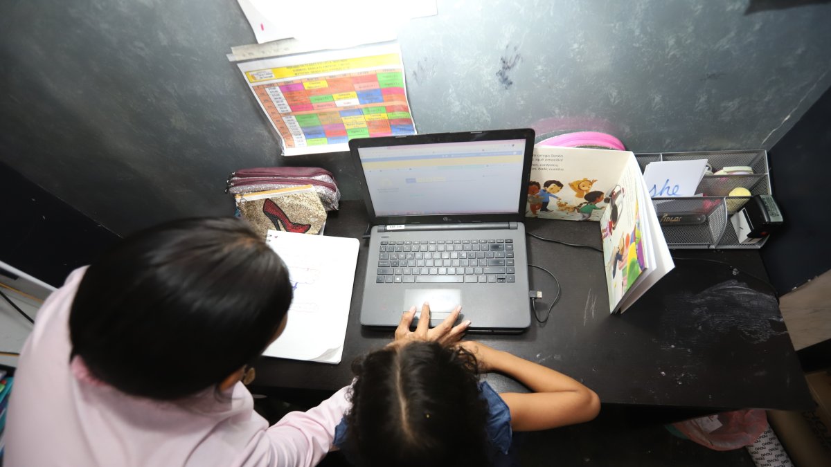 Momentos parecidos a la pandemia se vivió este lunes, cuando se optó por la virtualidad por miedo a salir de casa, pero esta vez por la inseguridad.