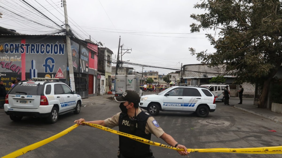 El área fue acordonada para realizar las investigaciones.