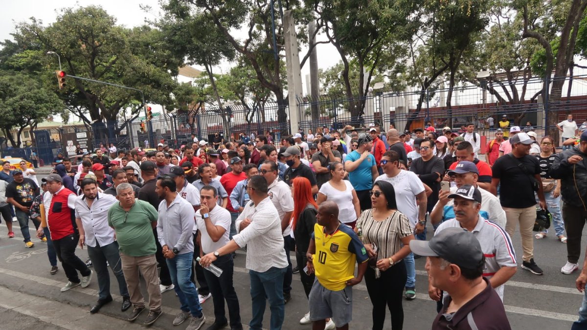 Protesta de dueños de centros nocturnos.