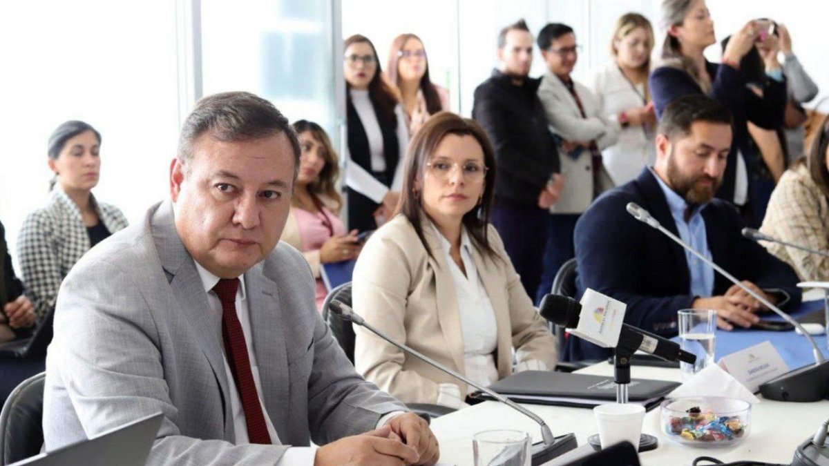 Propuesta. Zapata anunció que hay un plan listo para que la Policía recupere el control de la vigilancia en las carreteras.