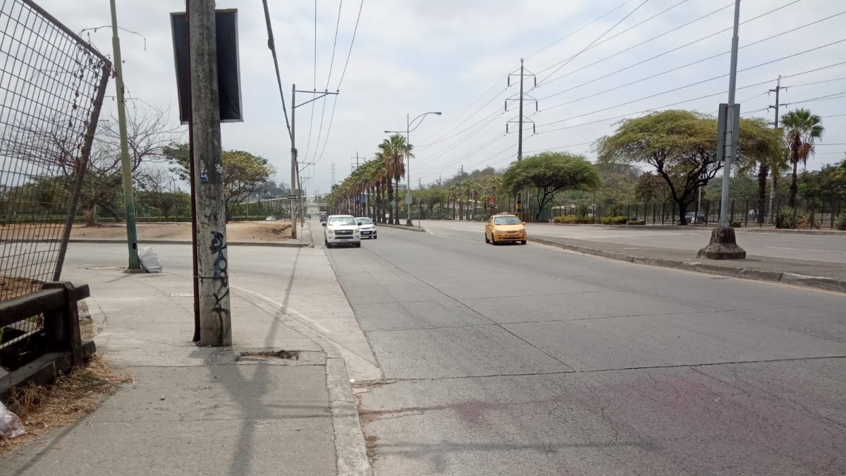 Militares informaron sobre el hallazgo de un cuerpo en la avenida Francisco de Orellana.