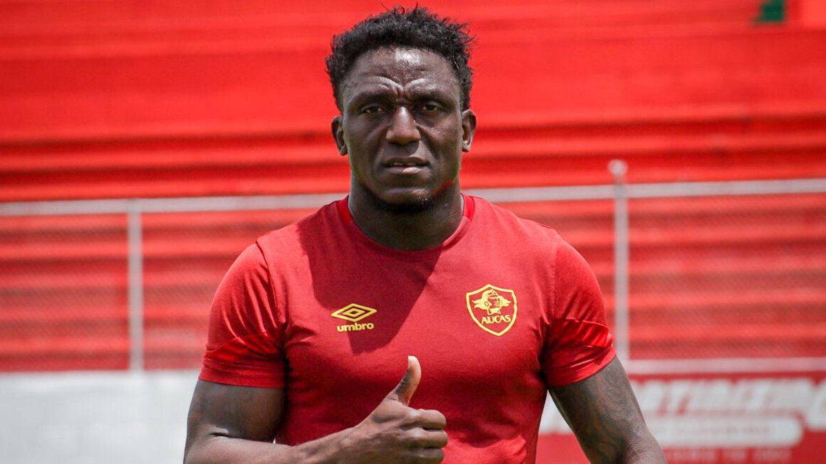 Roberto Ordóñez está emocionado por el momento que vive con Aucas.