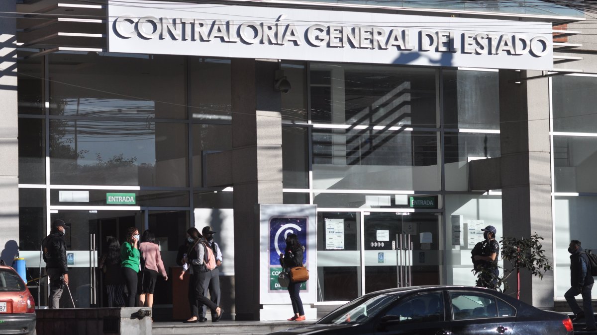 Fachada de la Contraloría General del Estado.