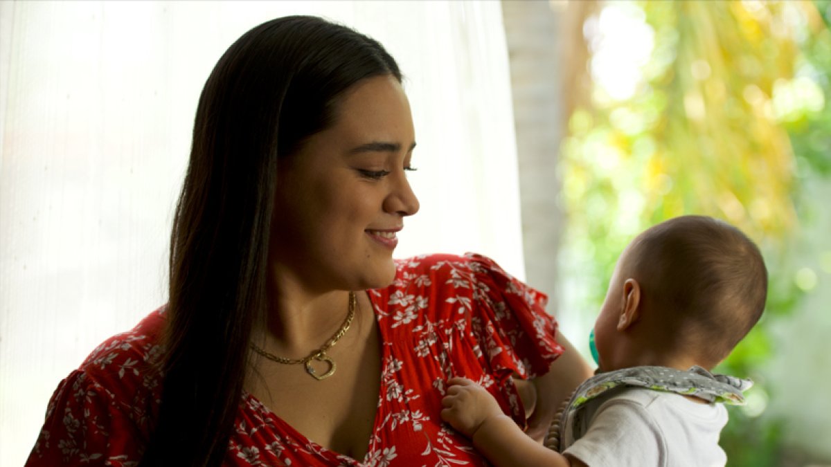 Fotografía cedida por Novo Nordisk que muestra a la mexicana Aranza Sosa, quién llegó a pesar 110 kilos con 165 centímetros de estatura.