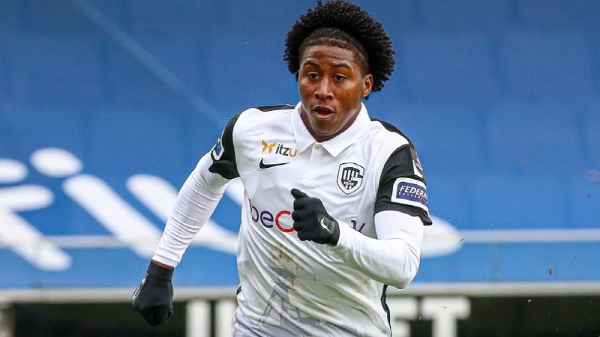 Angelo Preciado sigue cumpliendo con buenas actuaciones en el Genk de Bélgica