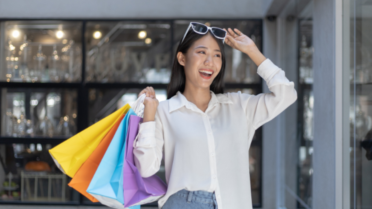 Tiene como objetivo celebrar el orgullo de ser soltero y actualmente se ha convertido en una de las celebraciones más importantes del comercio online.