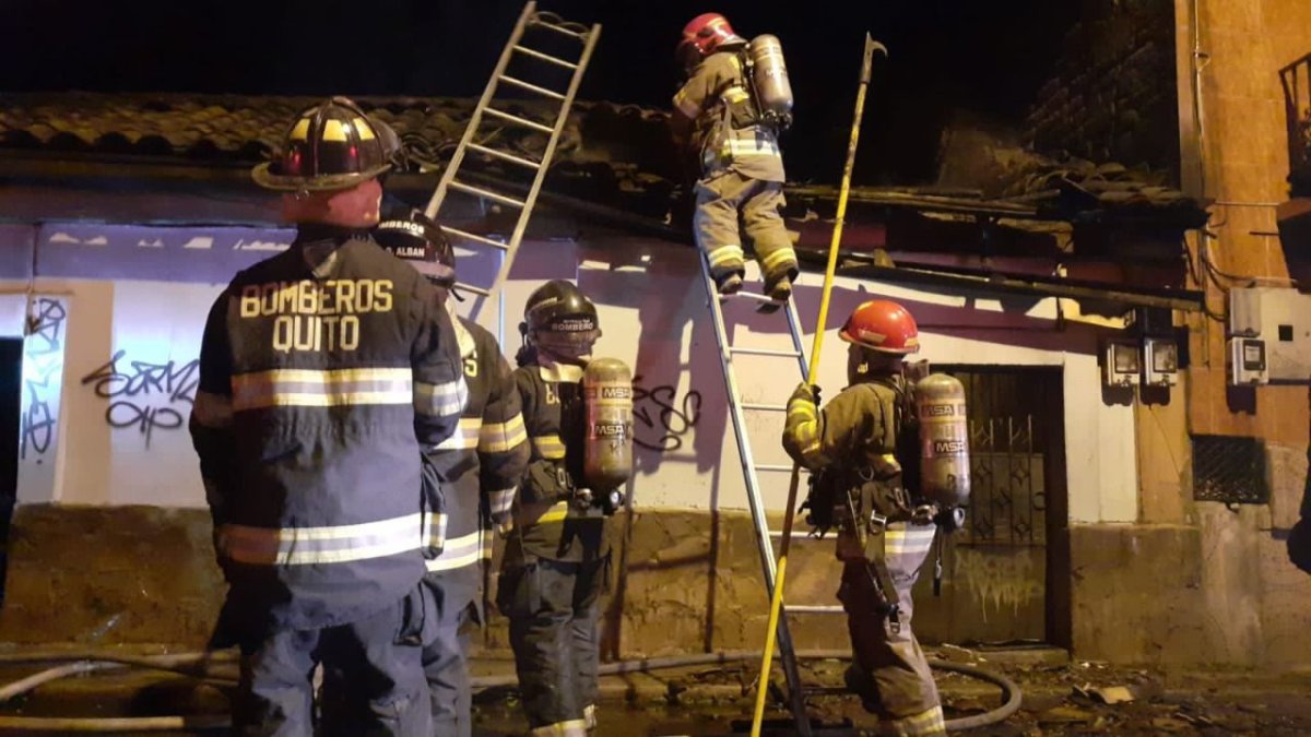 Trabajo. Los miembros de la casaca roja han asistido a decenas de llamados.