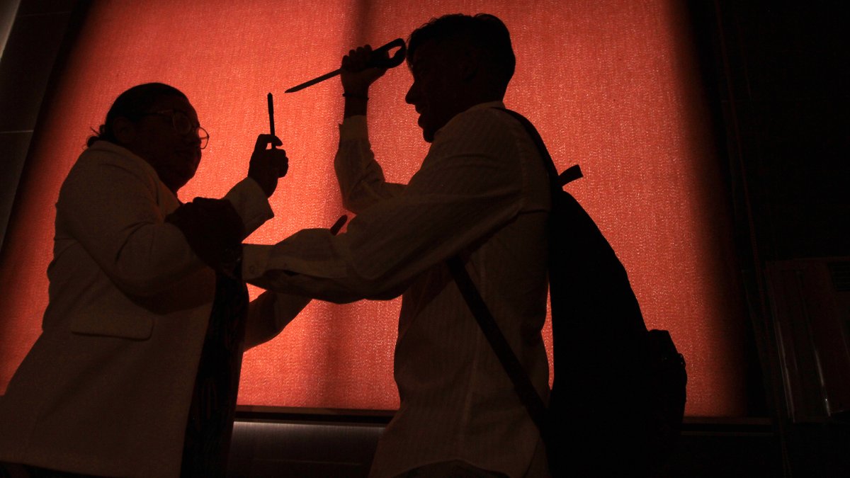 Dramatizado. Los estudiantes no solo se agreden entre ellos, también actúan en contra de sus profesores.