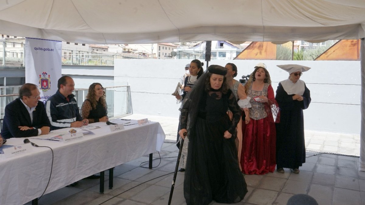 Rueda de prensa de la autoridades capitalinas en el Museo de la Ciudad.