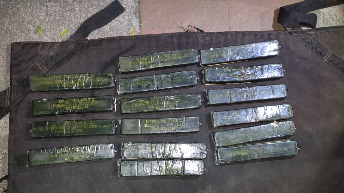 Parte del material incautado.