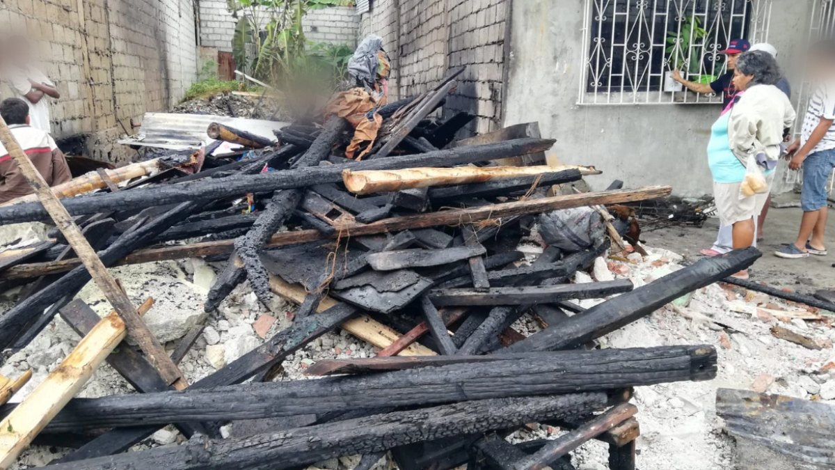 Un señor de la tercera edad falleció en el incendio.