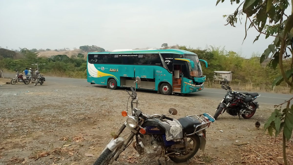 Crimen. En este bus ocurrió el asesinato del agricultor, en Colimes.