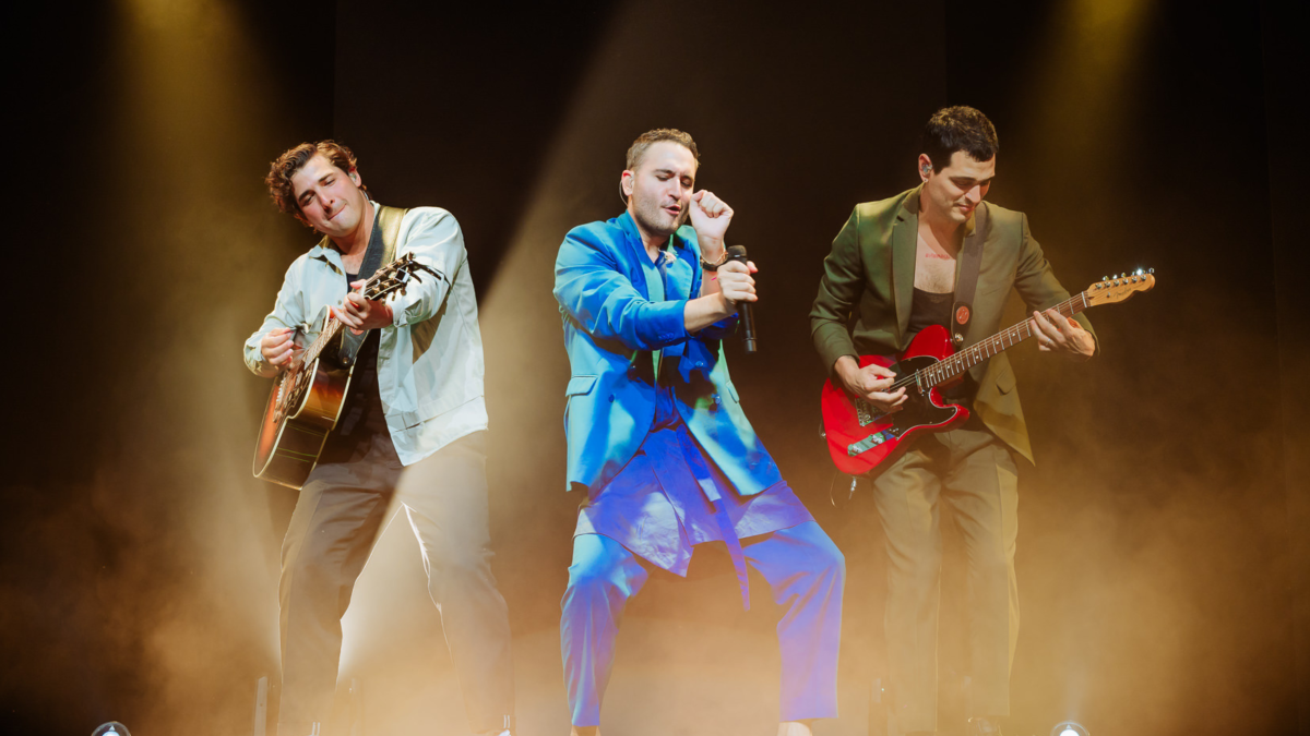 Julio, Jesús y Bibi.