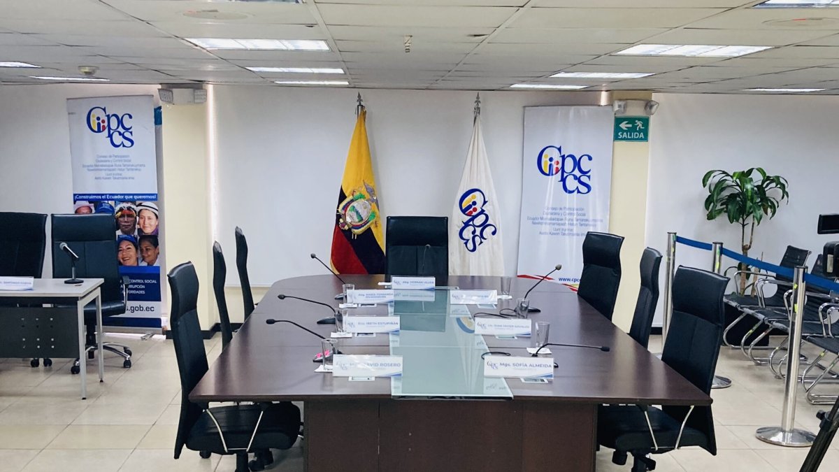 La sesión se desarrolló de manera semipresencial, sin embargo, la sala del Pleno estuvo sin los consejeros.