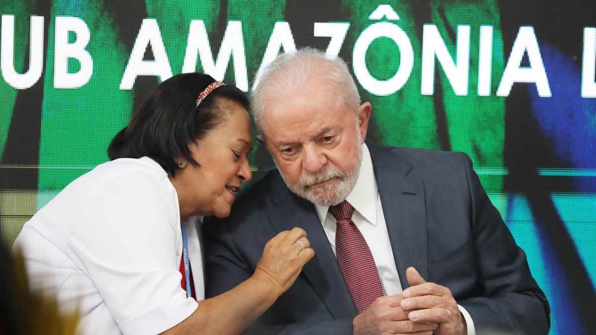 El presidente electo de BRasil  Luiz Inacio Lula da Silva, asiste ala cumbre climática de Egipto. /KHALED ELFIQI