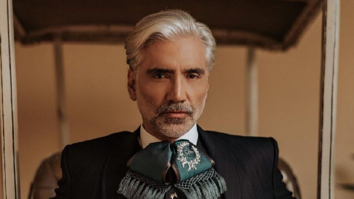 Alejandro Fernández.