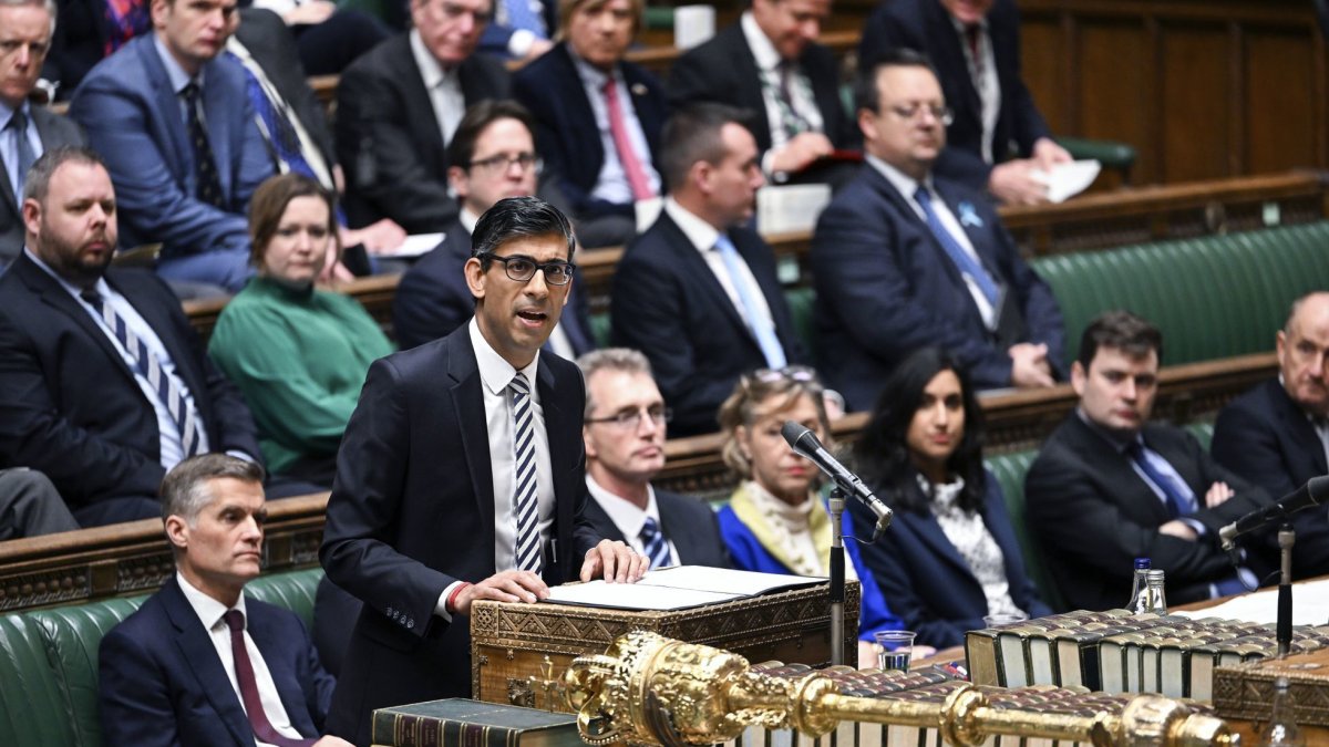 El Primer ministro de Reino Unido en una sesión del Parlamento.