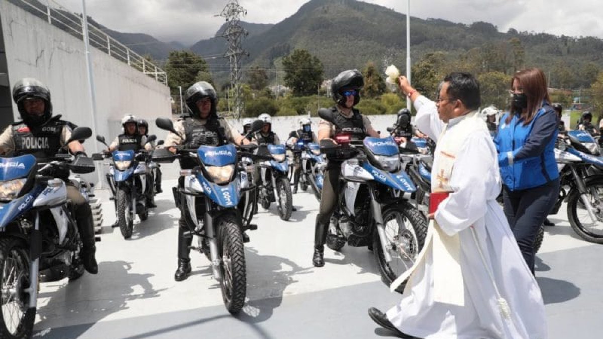 Entrega. El pasado jueves la Policía recibió oficialmente las motocicletas.