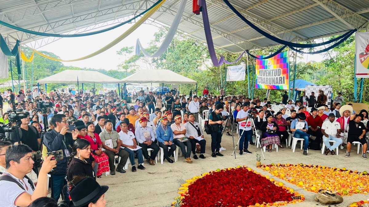 En Unión Base, Pastaza, se reunieron varias organizaciones en torno a la convención de la Conaie.