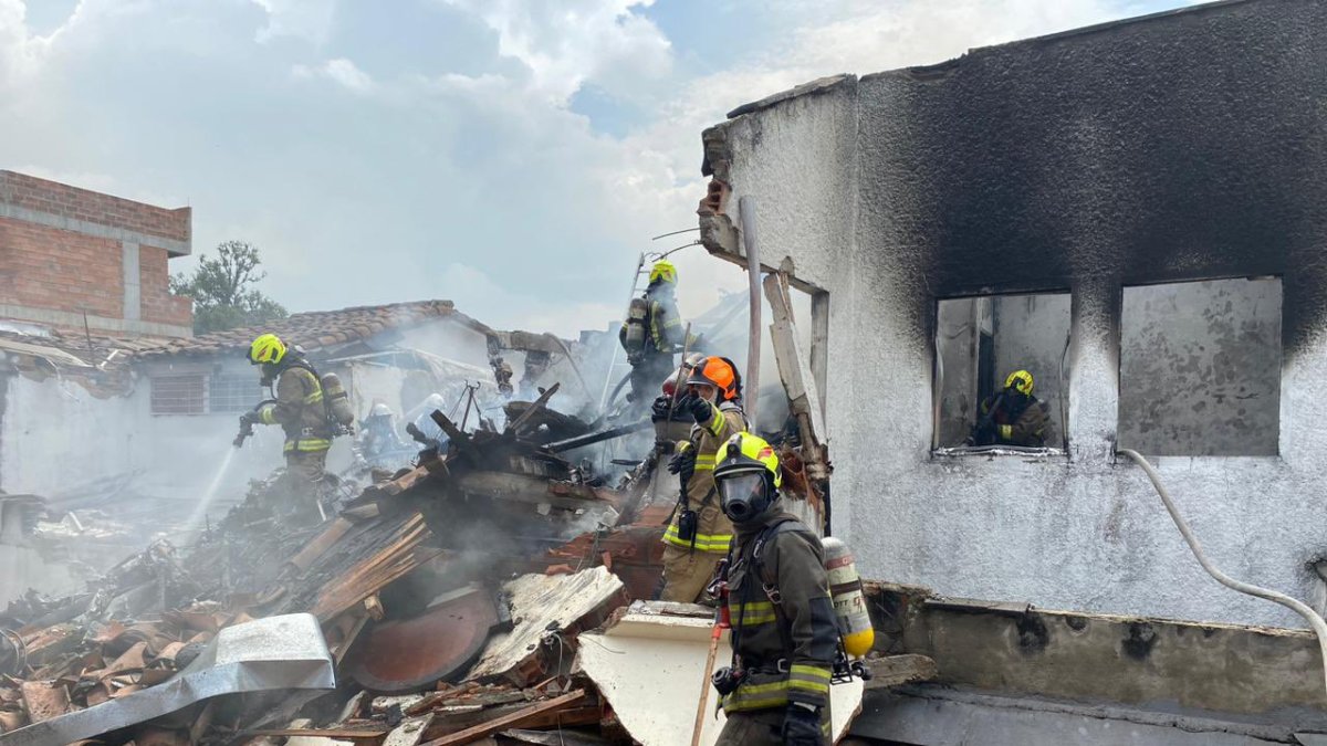El alcalde de Medellín, Daniel Quintero Calle, confirmó que la aeronave tipo Piper que se accidentó cubría entre Medellín y Pizarro en Chocó