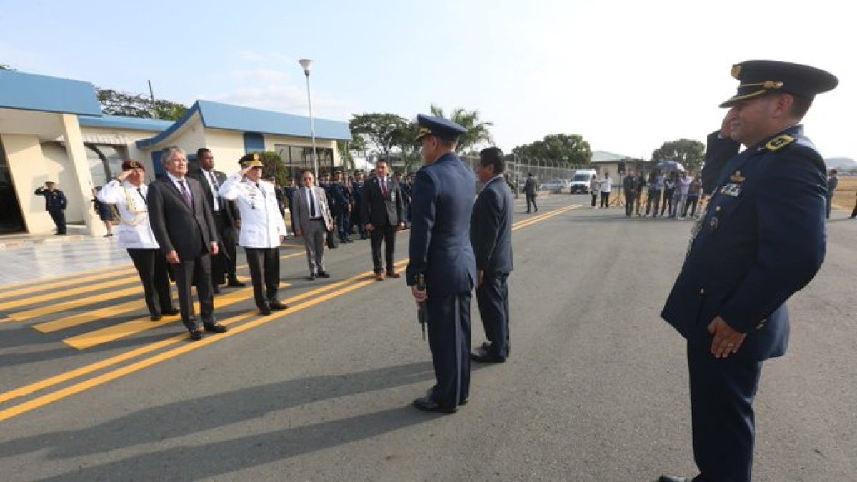 Guillermo Lasso viaja a México este 23 de noviembre de 2022.