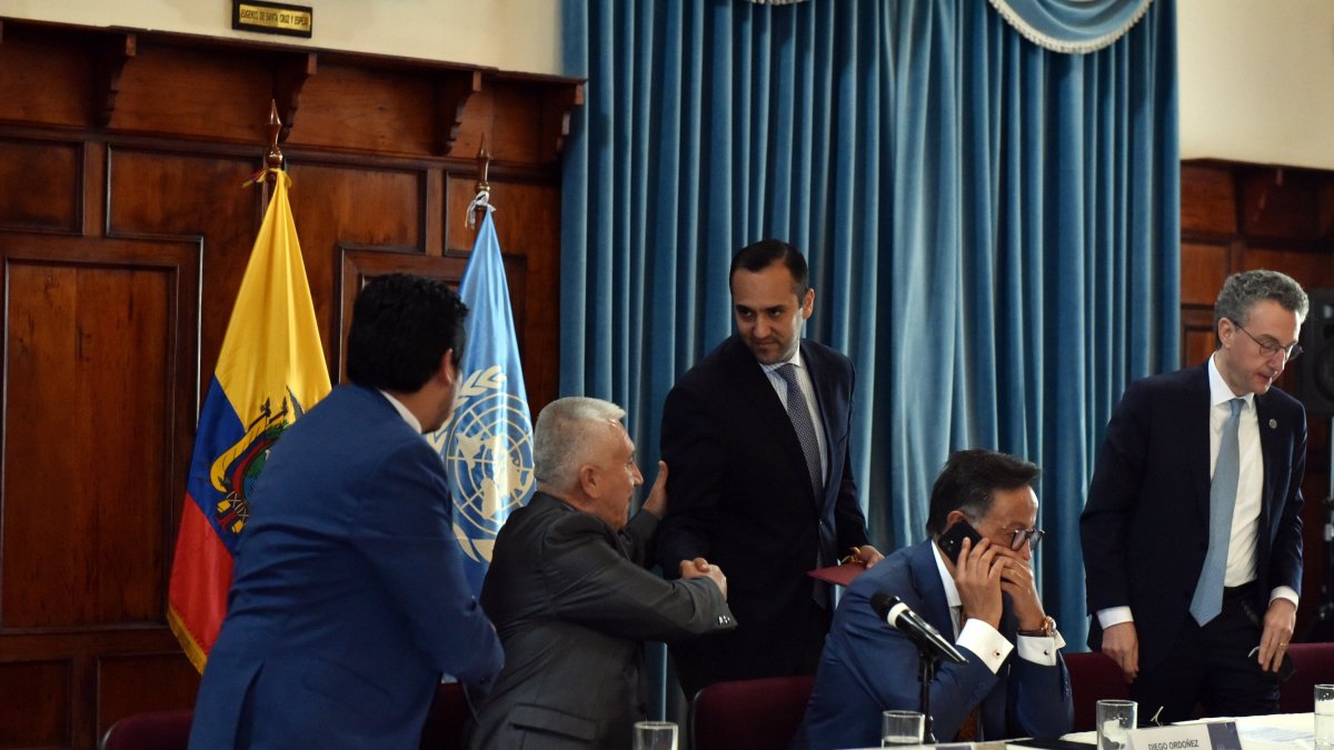 Cancillería. El ministro de Relaciones Exteriores, Juan Carlos Holguín (c), es el llamado a impulsar el proceso.