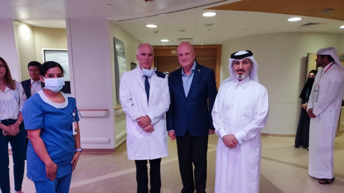 El vicepresidente Borrero visitó un hospital entre otras actividades desarrolladas en Qatar.