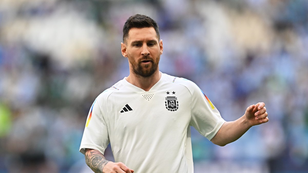 Leo Messi, delantero argentino, se ausentó en la primera parte del entrenamiento albiceleste del jueves 24 de noviembre.