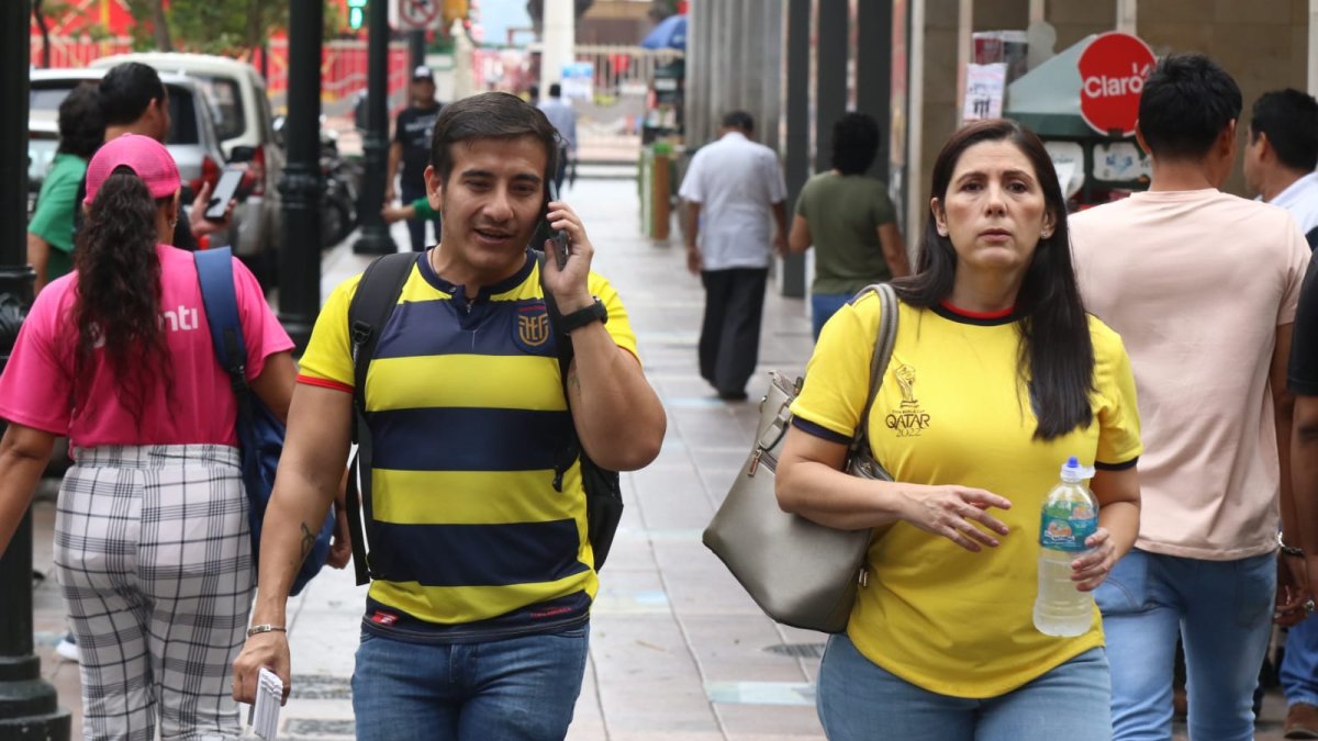 El centro de Guayaquil es tricolor.