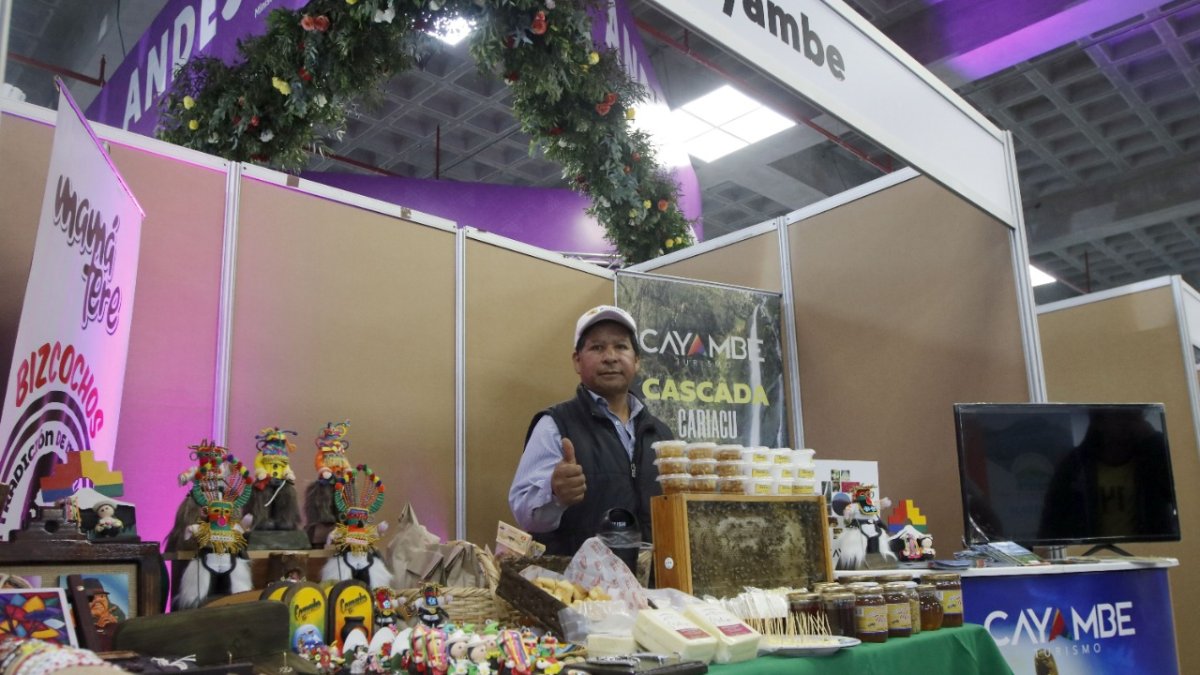 En la feria hay oferta turística, gastronómica, educativa y cultural.