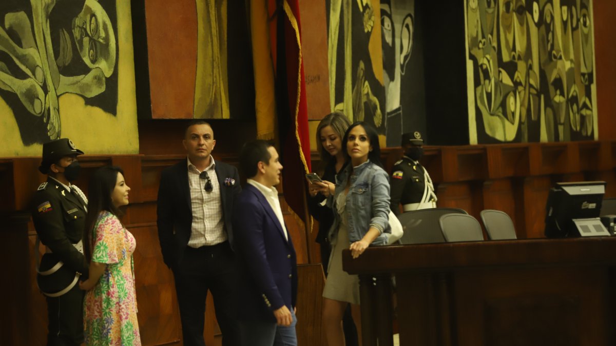 Sesión. El 14 de noviembre de 2022, la Asamblea Nacional ya intentó posesionar a cuatro suplentes, pero estos se excusaron.