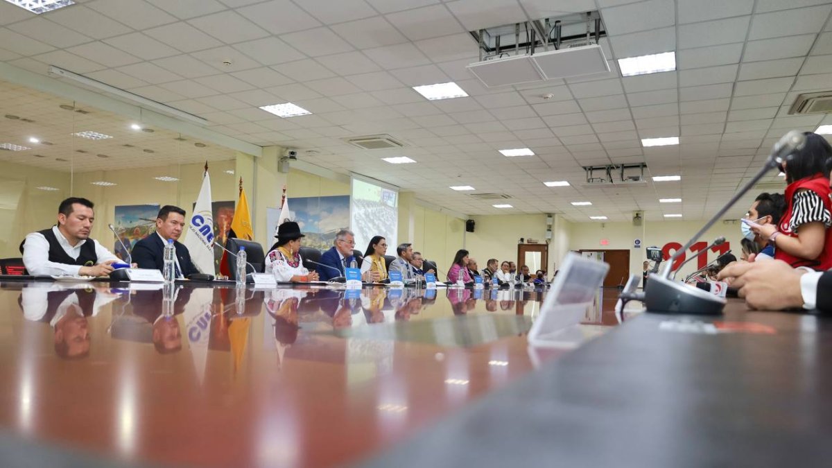 Funcionarios. En sede del ECU-911 se realizó reunión de seguridad.