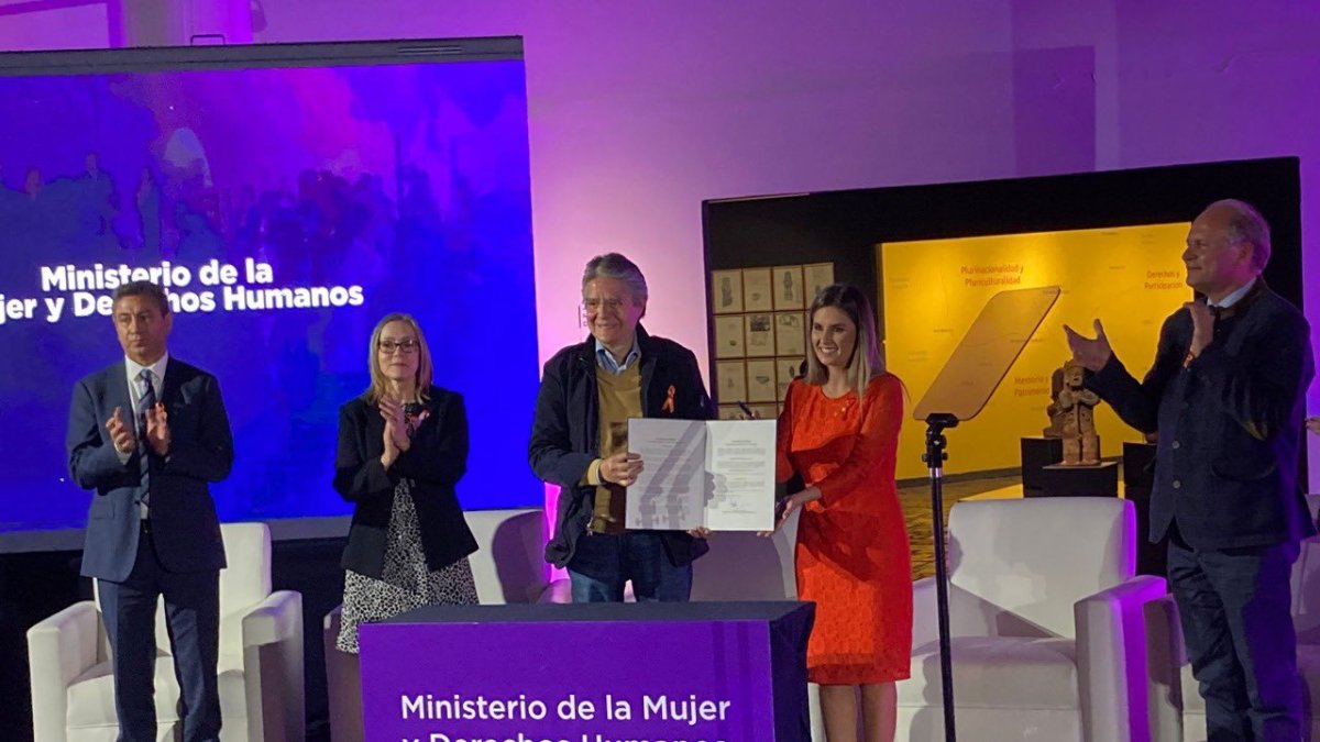 En la ceremonia, se presentó el Registro Único de Violencia.