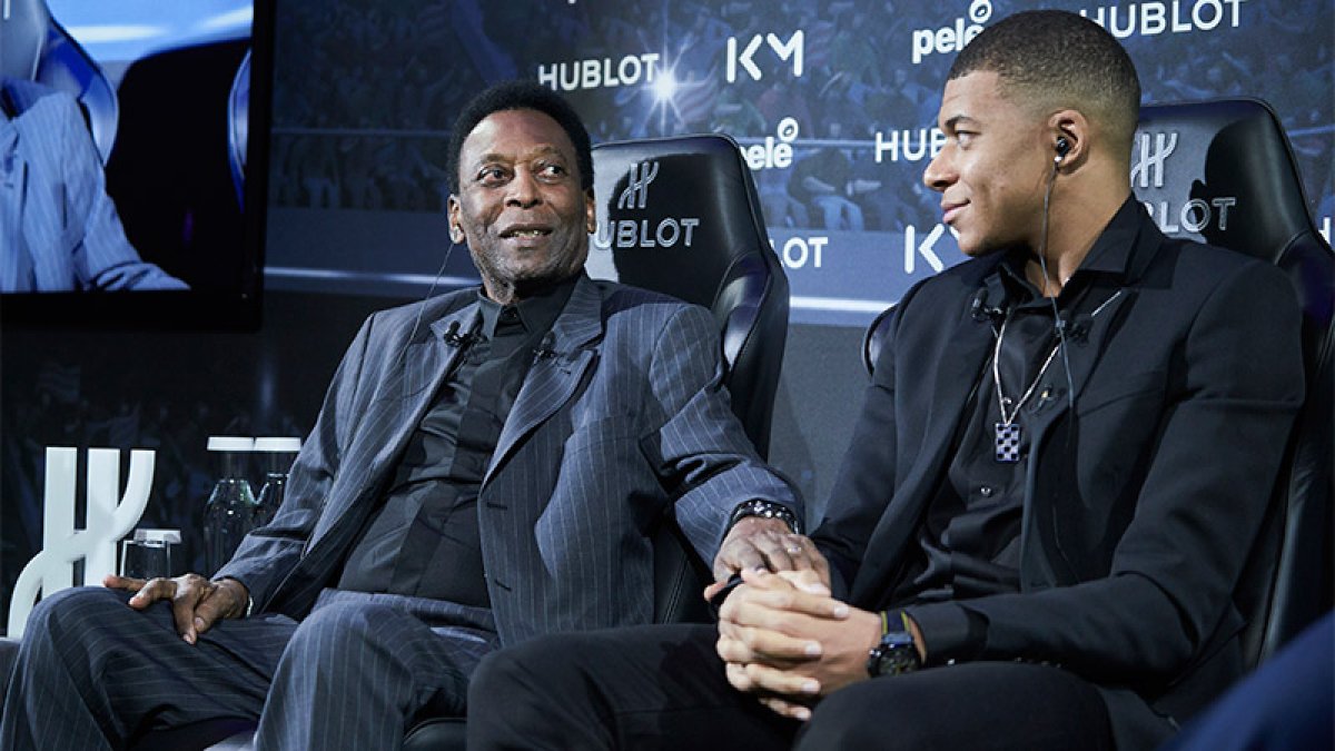 Pelé y Kylian Mbappé han mantenido una buena relación desde hace algunos años.