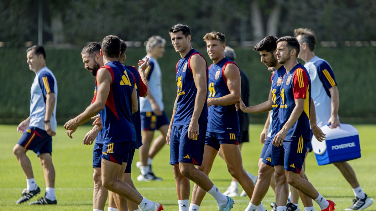 Los jugadores de la selección en uno de sus últimas prácticas.