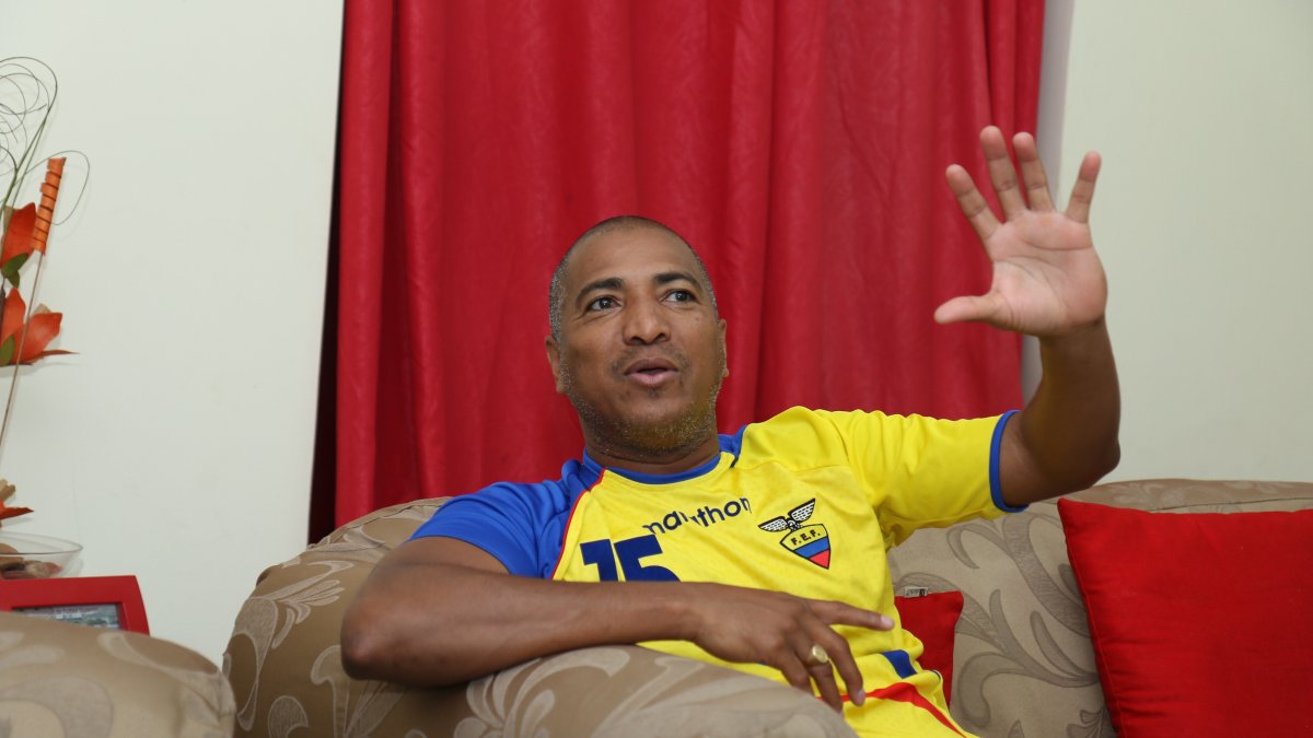 Marlon Ayoví confía en que la actual Tricolor aprenda de lo vivido en Qatar, como lo hizo su generación en Corea y Japón 2002.