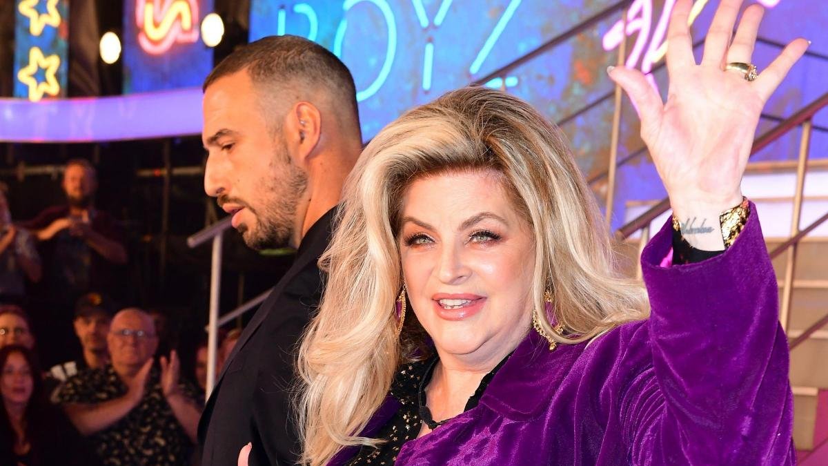 La artista, quien murió por un cáncer fulminante, batalló por mucho tiempo contra el sobrepeso.