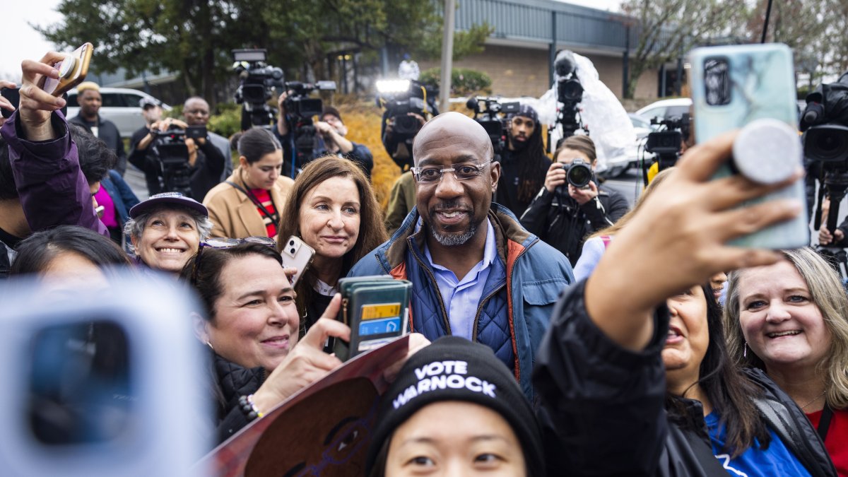 La Imagen del el progresista Raphael Warnock. (Estados Unidos) /JIM LO SCALZO