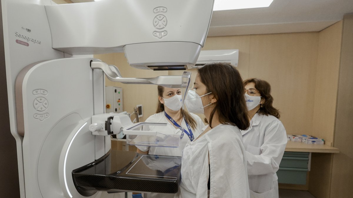 Tratamiento contra el cáncer en un hospital de Barcelona.