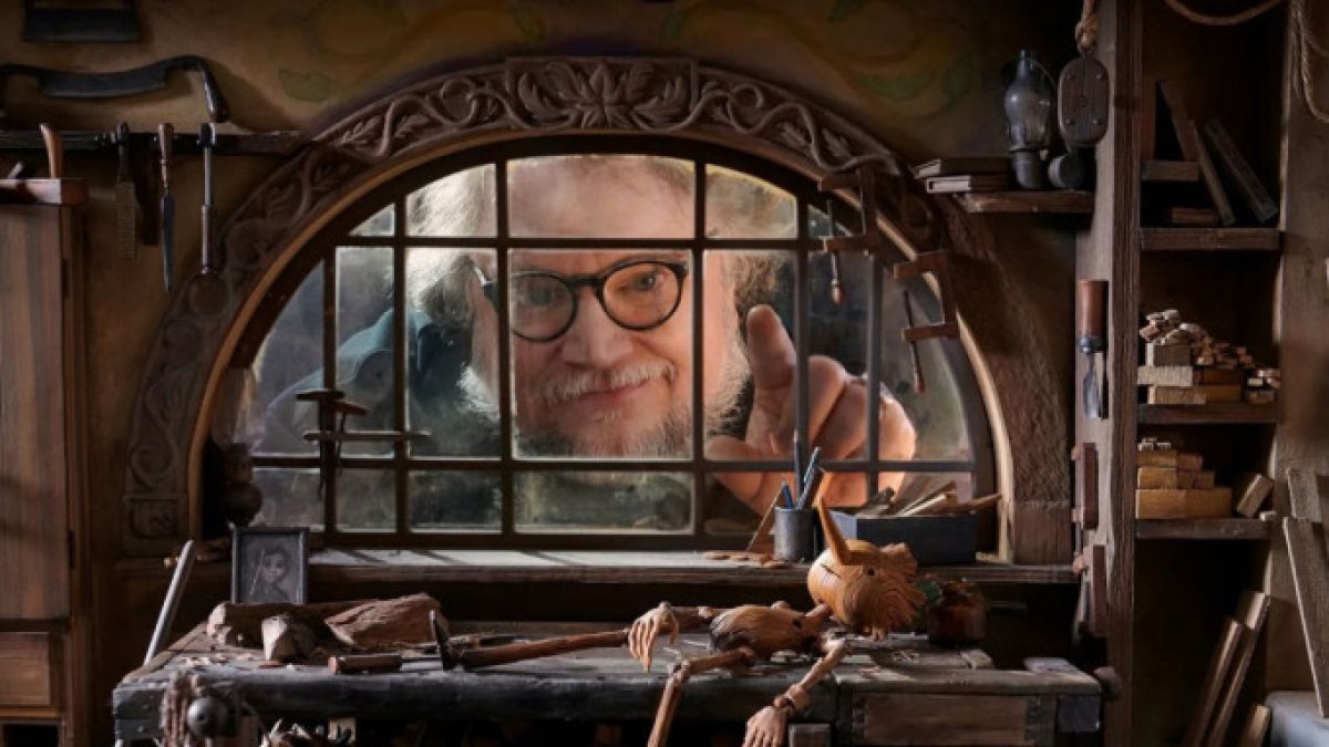 Guillermo del Toro en grabaciones de Pinocchio.