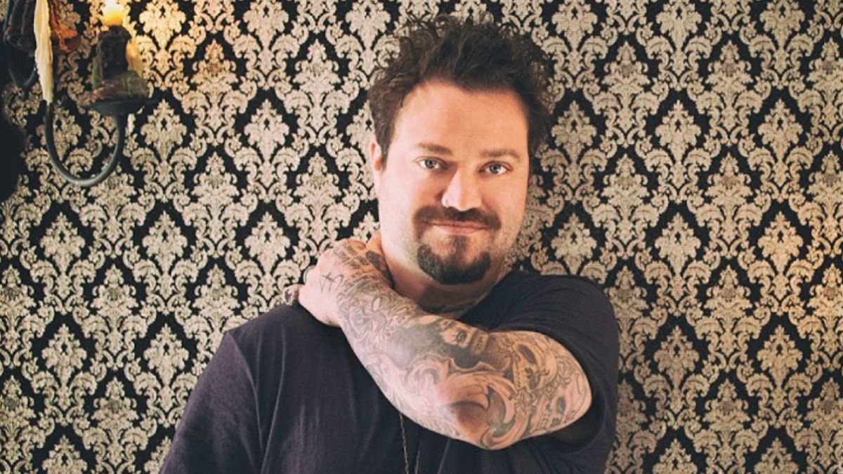 Bam Margera, un skater profesional y actor de Hollywood, cuya vida pende de un hilo.