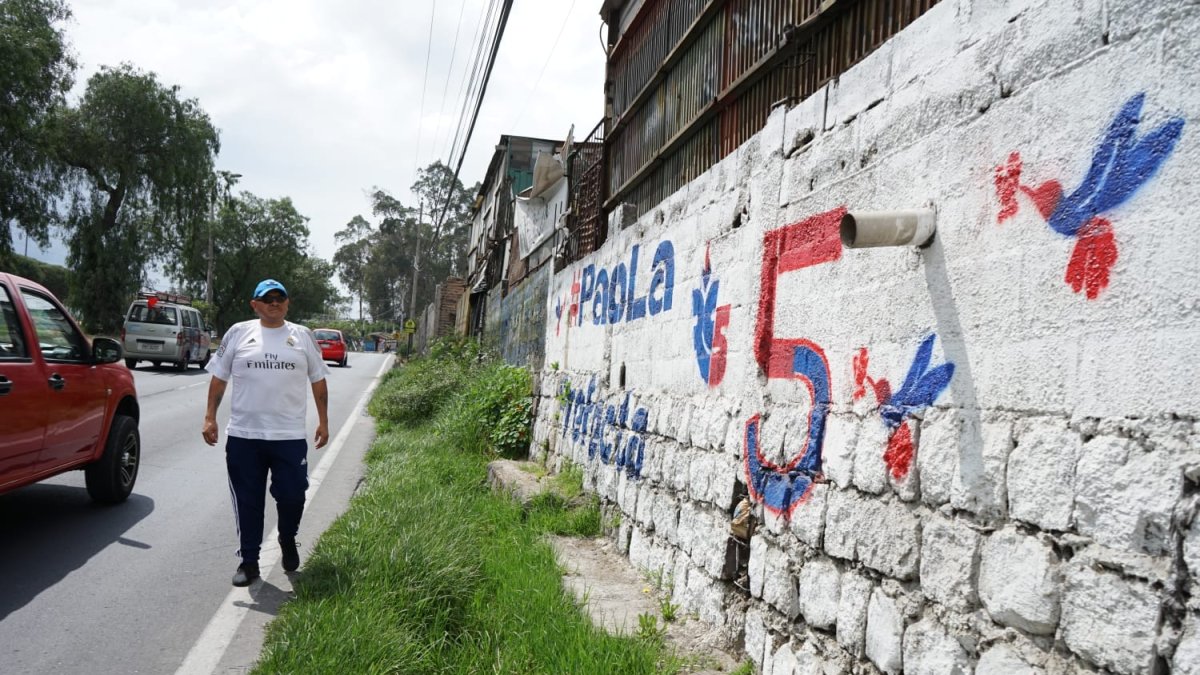 En algunos sectores de la ciudad ya se vive una suerte de precampaña a la que se suma una serie de encuestas.