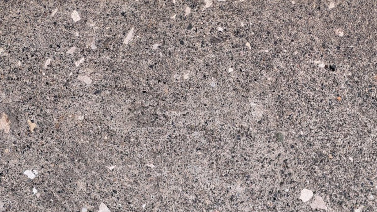 Billeteras. El rostro de Aquiles Álvarez está plasmado en varios artículos, pero el candidato señala que es iniciativa de la militancia.