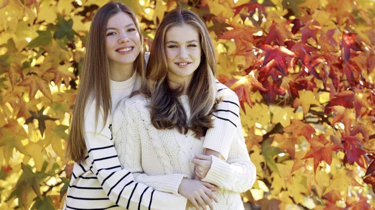 Las hermanas aparecen cariñosas y en un ambiente distendido.