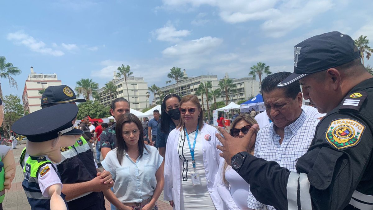 La Comisión de Tránsito participó en el Festival por la Paz.