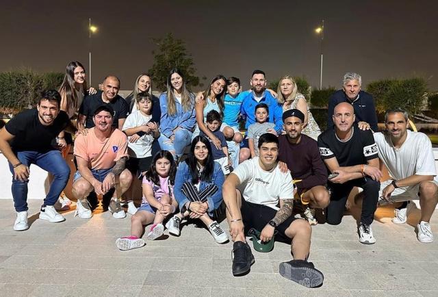 Argentina recharges with family