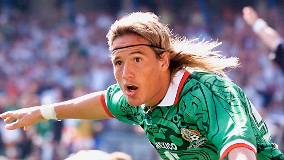 Luis Hernández, exjugador mexicano.