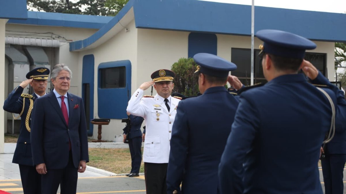El presidente de la República, Guillermo Lasso, partió hacia Estados Unidos este 18 de diciembre de 2022.