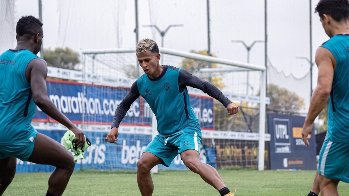 Jordan Rezabala se siente cómodo jugando como enganche.